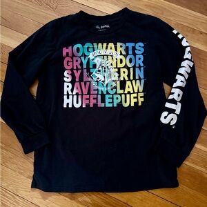 Wizarding World Harry Potter Kids’ Hogwarts L Black Long Sleeve Tee